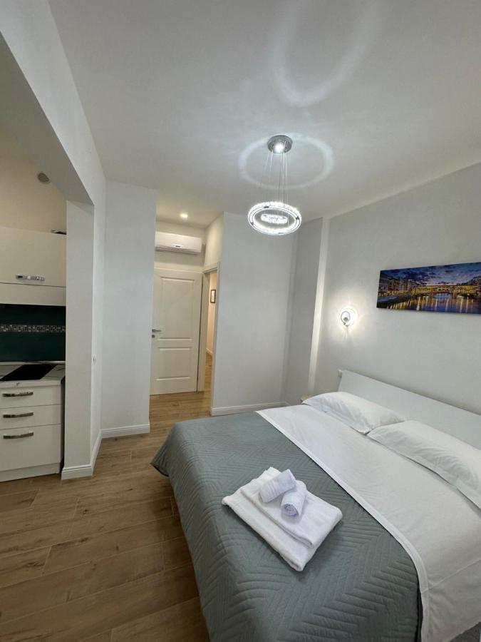 Sofia Florence Apartment ภายนอก รูปภาพ