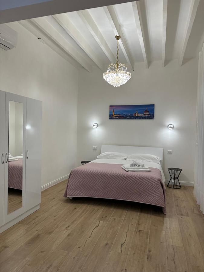 Sofia Florence Apartment ภายนอก รูปภาพ